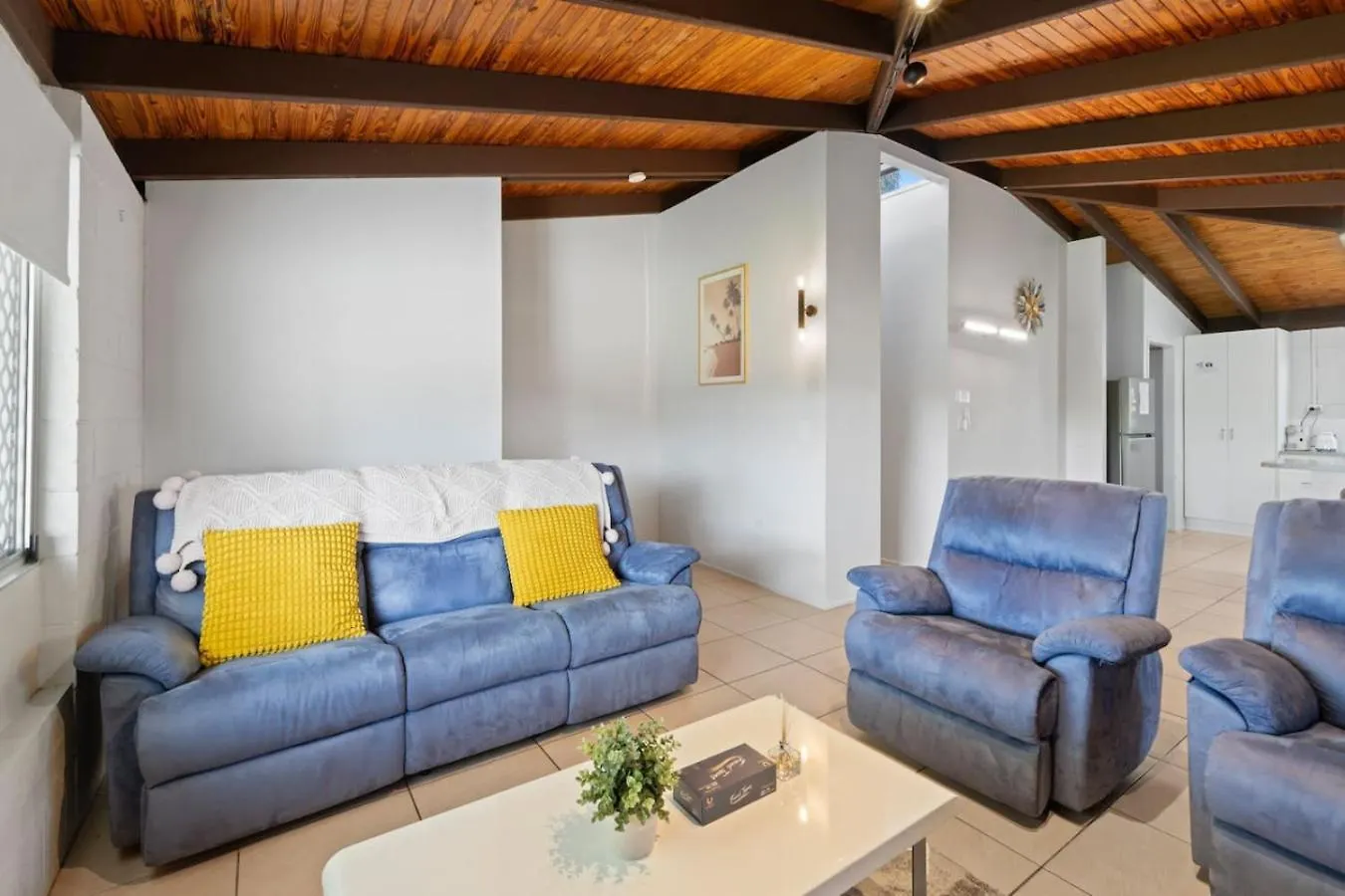 Holiday home Small Groups And Families Stylish 3Beds Near Mall Marsden Australia